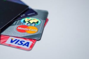 Lire la suite à propos de l’article Se protéger avec un étui carte bancaire antipiratage