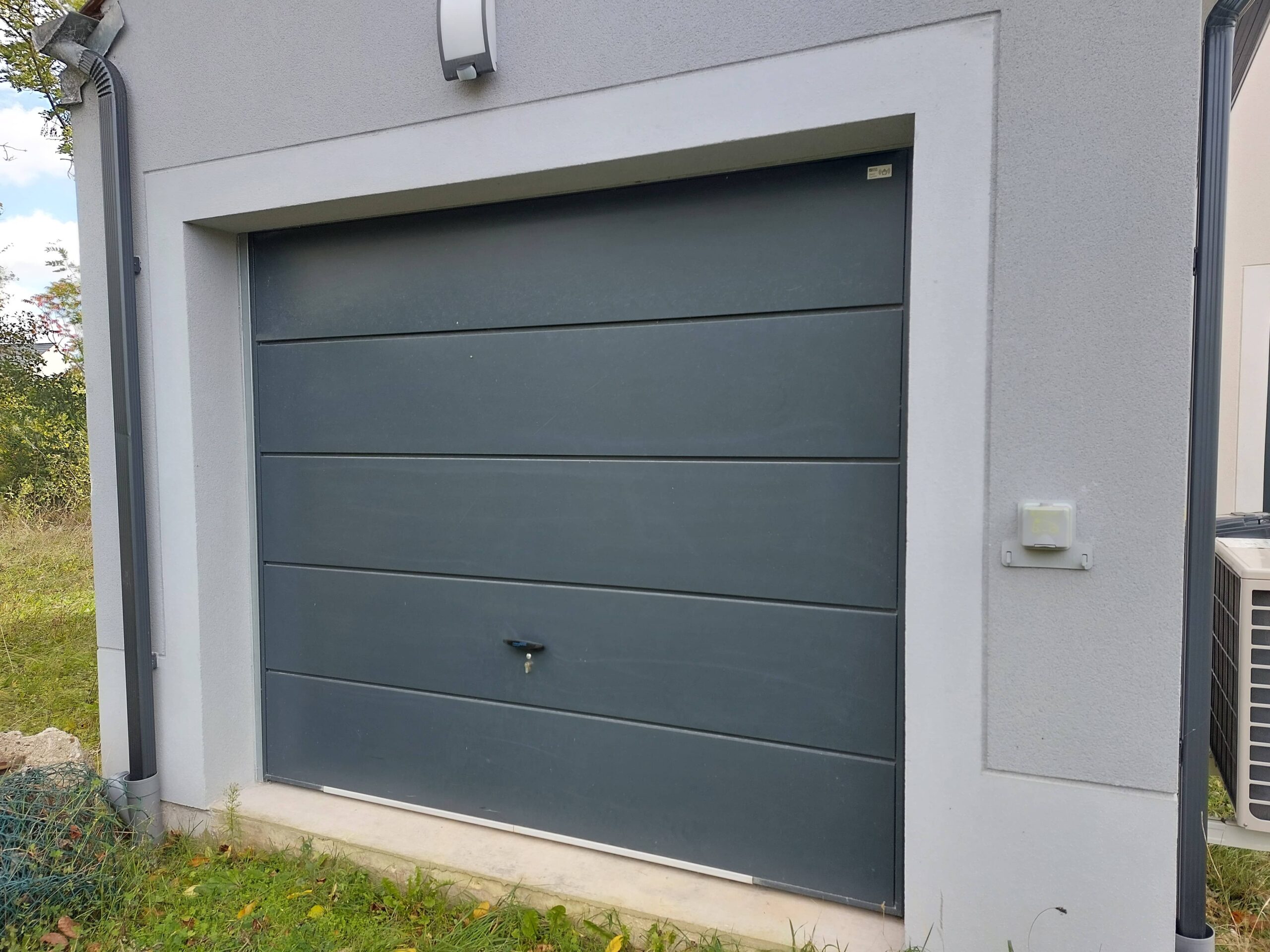 You are currently viewing 4 conseils pour isoler une porte de garage